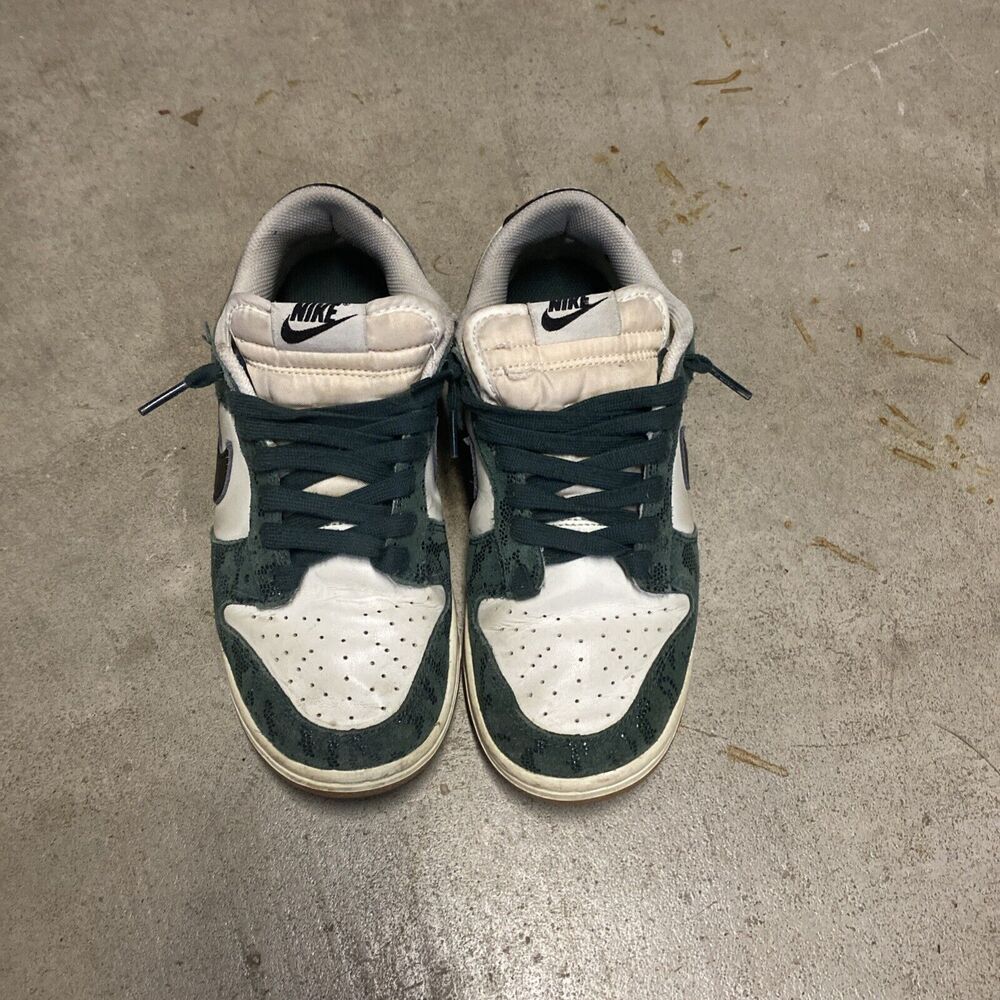 Nike women's Dunk Low US Size 8 Pro Green suede in snakeskin textured design